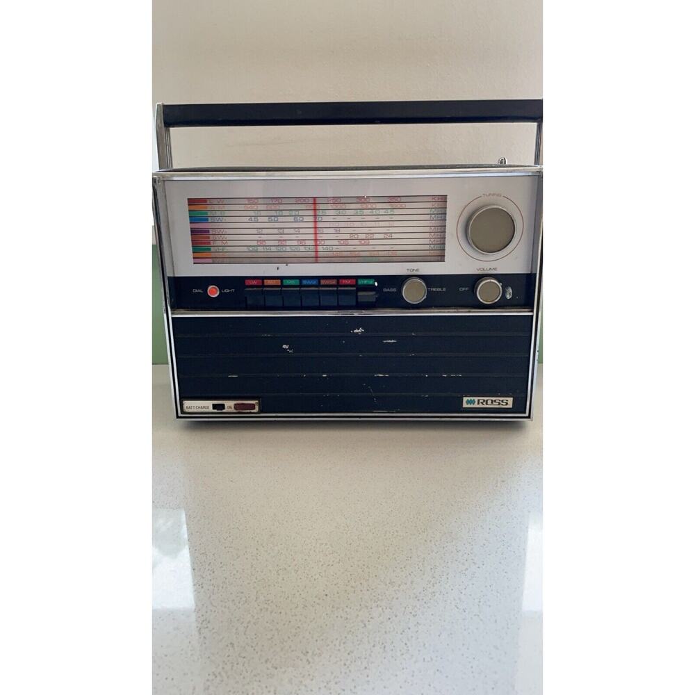 Vintage ROSS MULTI-BAND Radio Model 2311 - GREAT CONDITION
